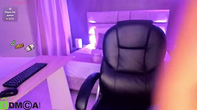 Cristal  adams online show from October 2, 12:32 pm