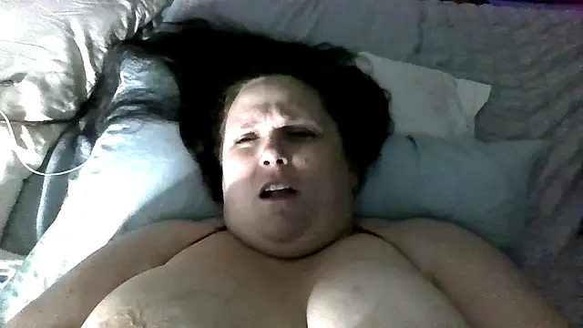 badbish777 online show from October 16, 8:50 am