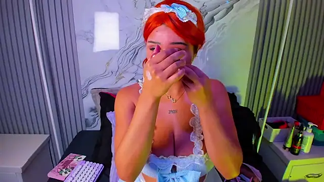 venusowen  online show from April 17, 1:46 pm