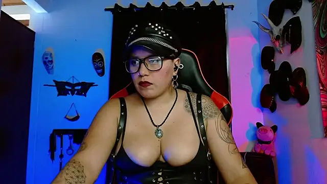 LilithSharon online show from January 31, 7:11 pm