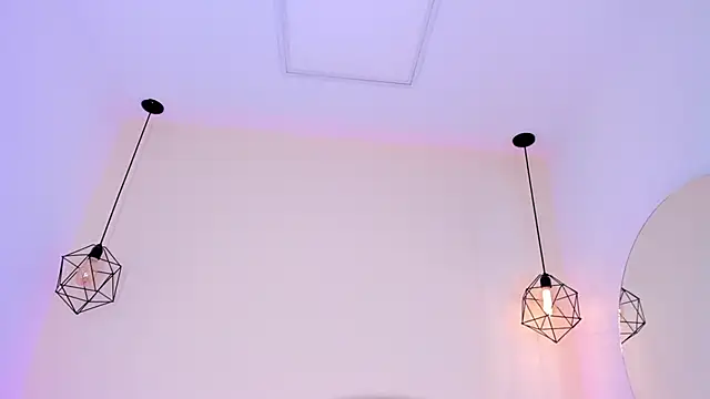 valerysantos  online show from September 13, 2:03 pm