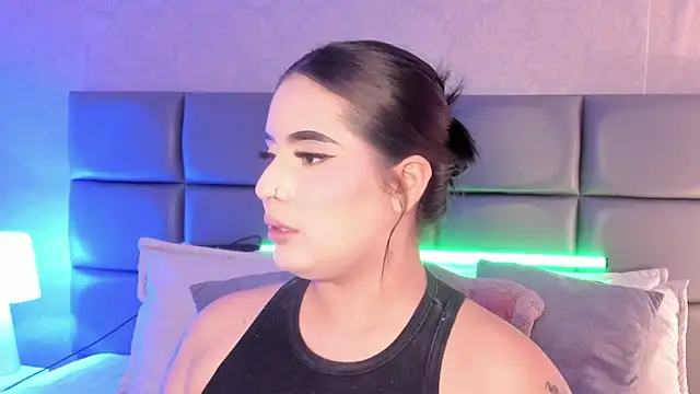 SpicySugar  online show from April 12, 8:00 pm