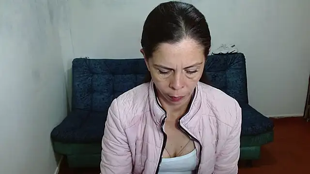 Snapshot of Marilyn_xxxx chatting on September 23, 7:23 pm Marilyn xxxx online show from September 23, 7:23 pm