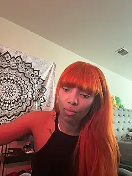 Snapshot of butterflybootyy chatting on October 3, 8:03 pm butterflybootyy online show from October 3, 8:03 pm
