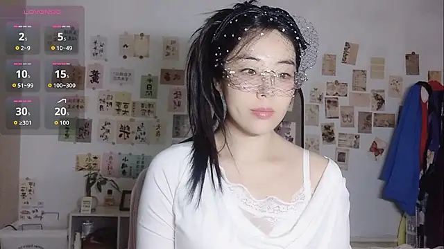 Snapshot of alisa-520 chatting on October 18, 1:36 pm alisa-520 online show from October 18, 1:36 pm