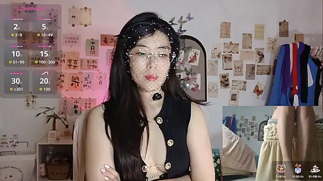 Snapshot of alisa-520 chatting on September 19, 1:21 pm alisa-520 online show from September 19, 1:21 pm