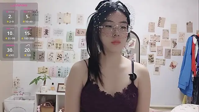 Snapshot of alisa-520 chatting on October 10, 1:38 pm alisa-520 online show from October 10, 1:38 pm