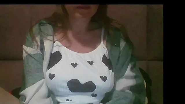 Snapshot of Sladkiegubki chatting on October 10, 10:03 pm Sladkiegubki online show from October 10, 10:03 pm