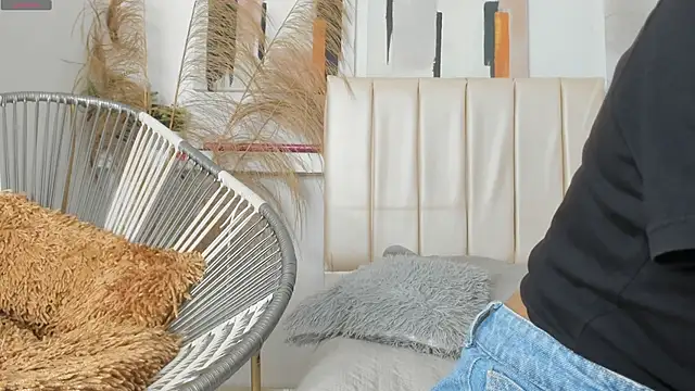 miranda villa online show from April 9, 12:21 pm