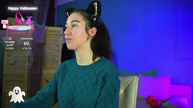 Belle Via online show from October 31, 3:49 pm