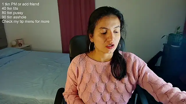 ChloeSanchezx online show from November 24, 2:46 am