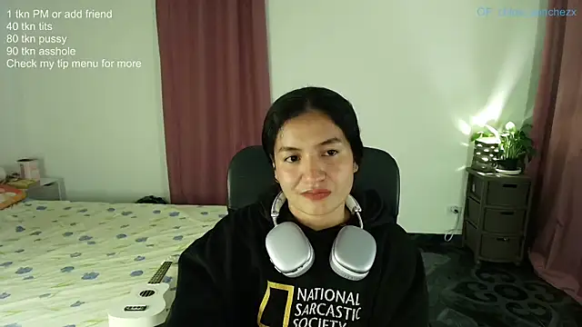 ChloeSanchezx online show from March 23, 1:23 am