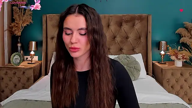 CalyMoon online show from March 28, 8:30 pm