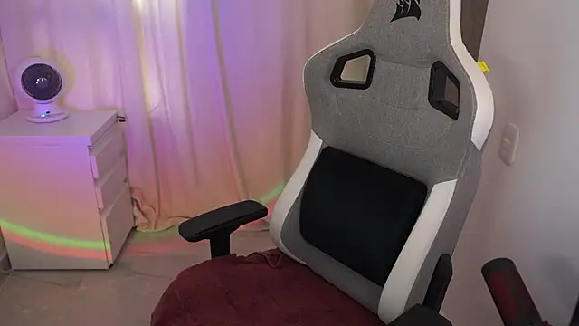 anyacutex online show from September 26, 7:33 pm