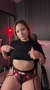 MiaPetit  online show from February 14, 7:16 pm