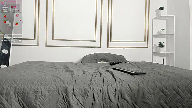 natalia aguirre1 online show from January 6, 5:38 pm