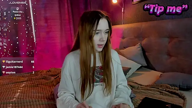 Lesi Moonie01 online show from September 13, 9:06 am