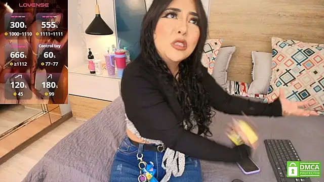 Megansttein  online show from October 24, 7:21 pm