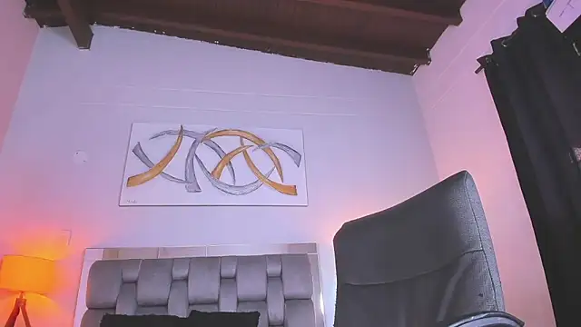 kimberlyycox online show from December 17, 8:24 pm