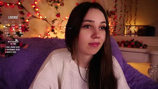 GillianDowdey online show from December 17, 3:00 am