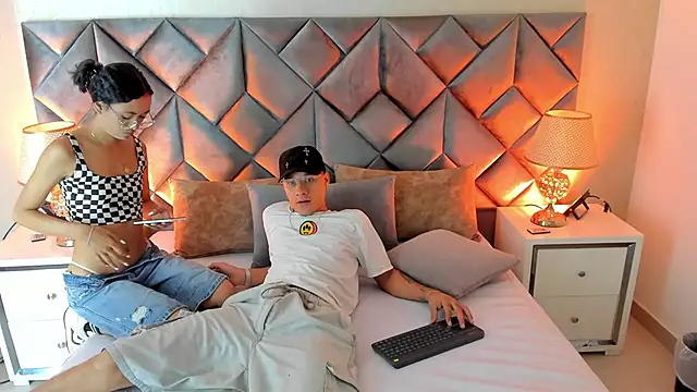 Buda and Cataleya  online show from January 9, 3:16 pm