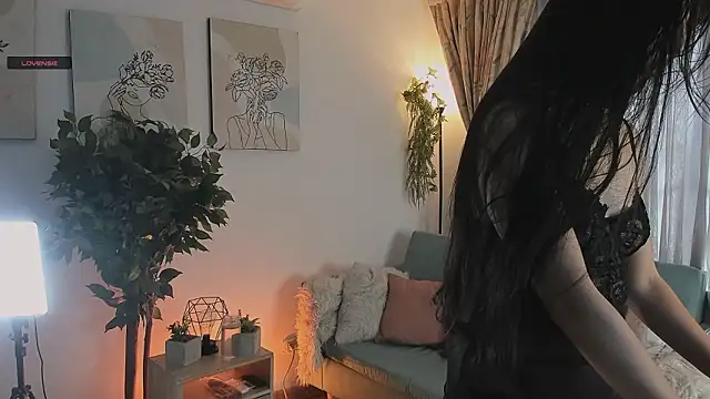 aisha bx online show from March 27, 1:12 pm