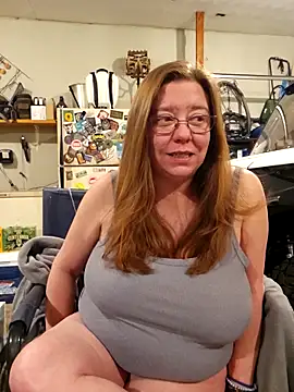 MsShelby40 online show from February 13, 12:01 am