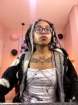 Violetta Suky online show from October 22, 1:38 pm