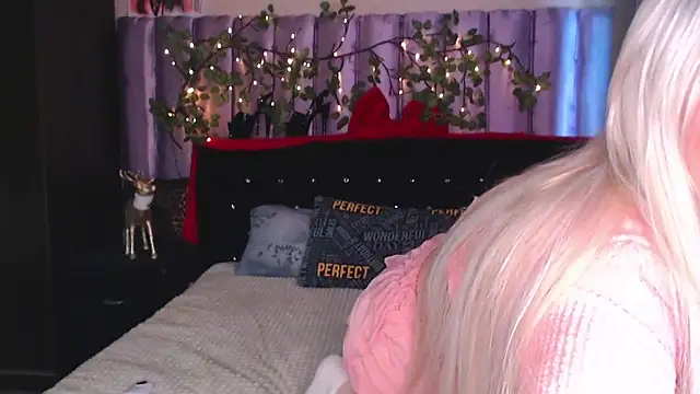 Cristall Avyy online show from February 23, 7:30 am