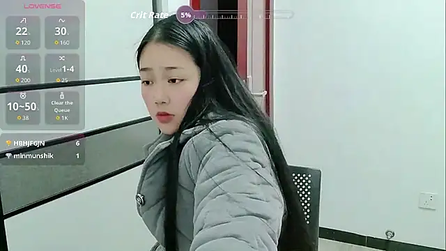 luoxuwen online show from March 2, 7:15 am