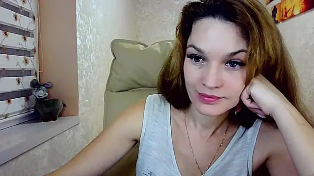 Snapshot of impossibleluna chatting on October 20, 6:44 pm impossibleluna online show from October 20, 6:44 pm