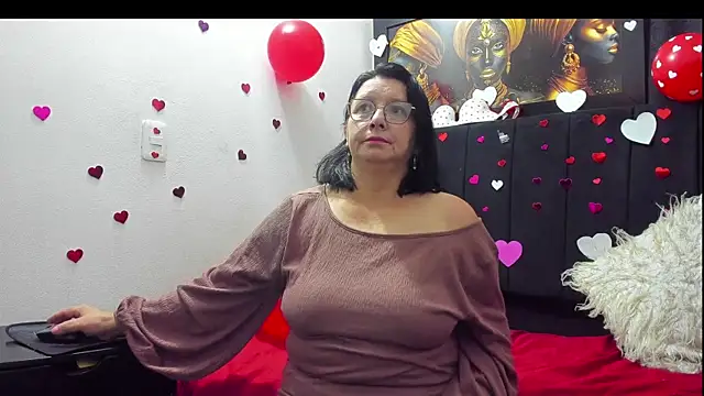 Evaaross 2345 online show from February 12, 12:18 pm