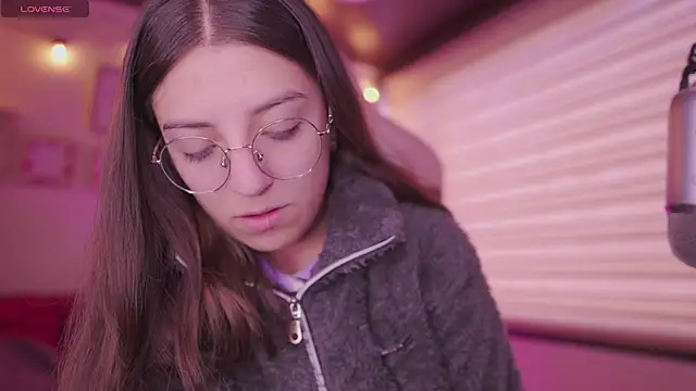 milly kenner online show from January 9, 5:17 pm