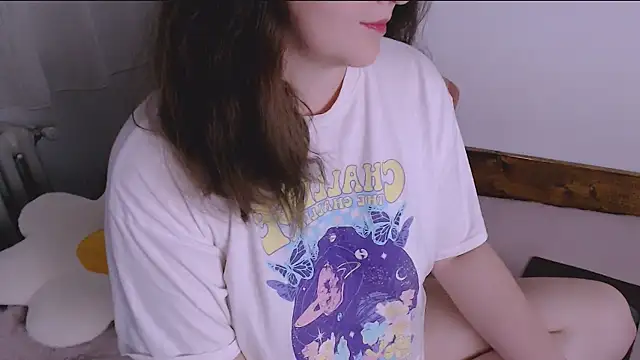 ChubbyMaia online show from April 18, 4:31 pm