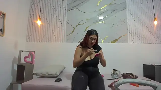 Annyeli online show from November 28, 11:46 am