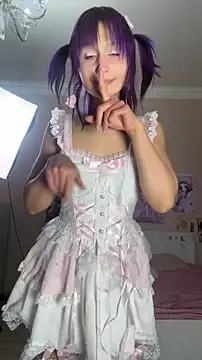 bigbabykiki online show from February 8, 3:38 pm