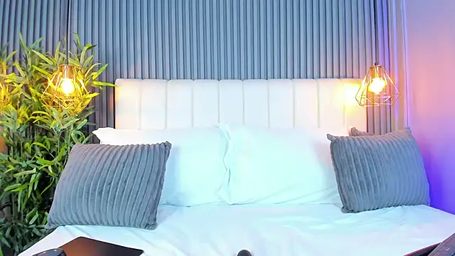 LinaGlam online show from October 11, 11:29 pm