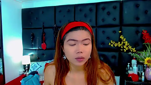Isalombardi online show from May 29, 3:04 am