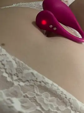 mystik a online show from March 5, 3:46 am