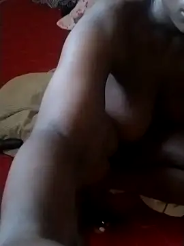 Snapshot of BriannaVincent chatting on September 14, 4:21 am BriannaVincent online show from September 14, 4:21 am