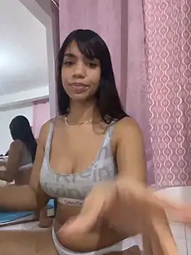 -Naomyy- online show from February 14, 2:13 am