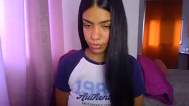 Snapshot of -Naomyy- chatting on September 10, 12:16 pm -Naomyy- online show from September 10, 12:16 pm
