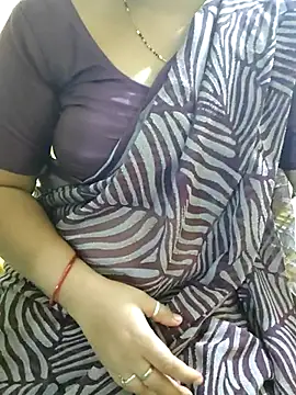 jiyahot1432 online show from July 28, 1:54 pm