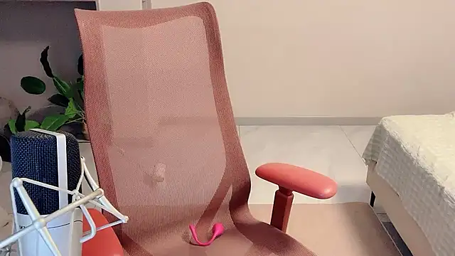 Daisy-77 online show from December 17, 10:25 pm