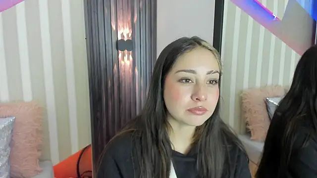 emily layton online show from October 19, 4:31 pm