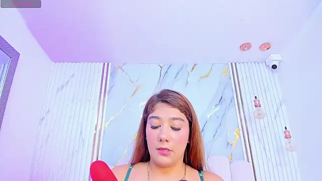 tifanyhills  online show from April 7, 8:33 pm