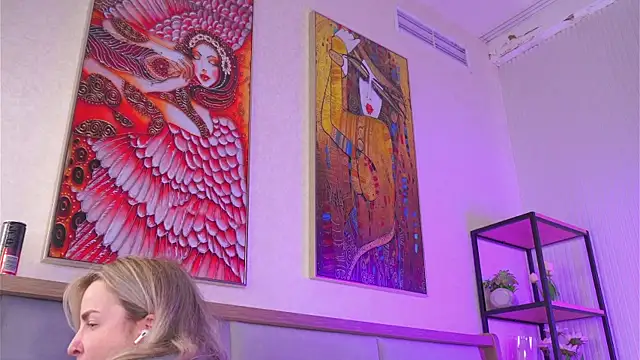 LiliBanger online show from July 27, 5:37 am