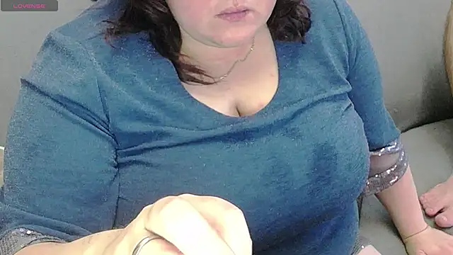 lisa Black00 online show from December 20, 12:42 pm