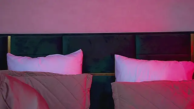 PollyLanders online show from March 22, 10:27 pm