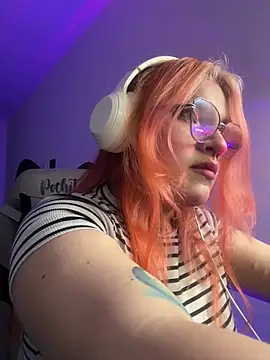 SophiaWeestt99 online show from June 2, 2:23 am